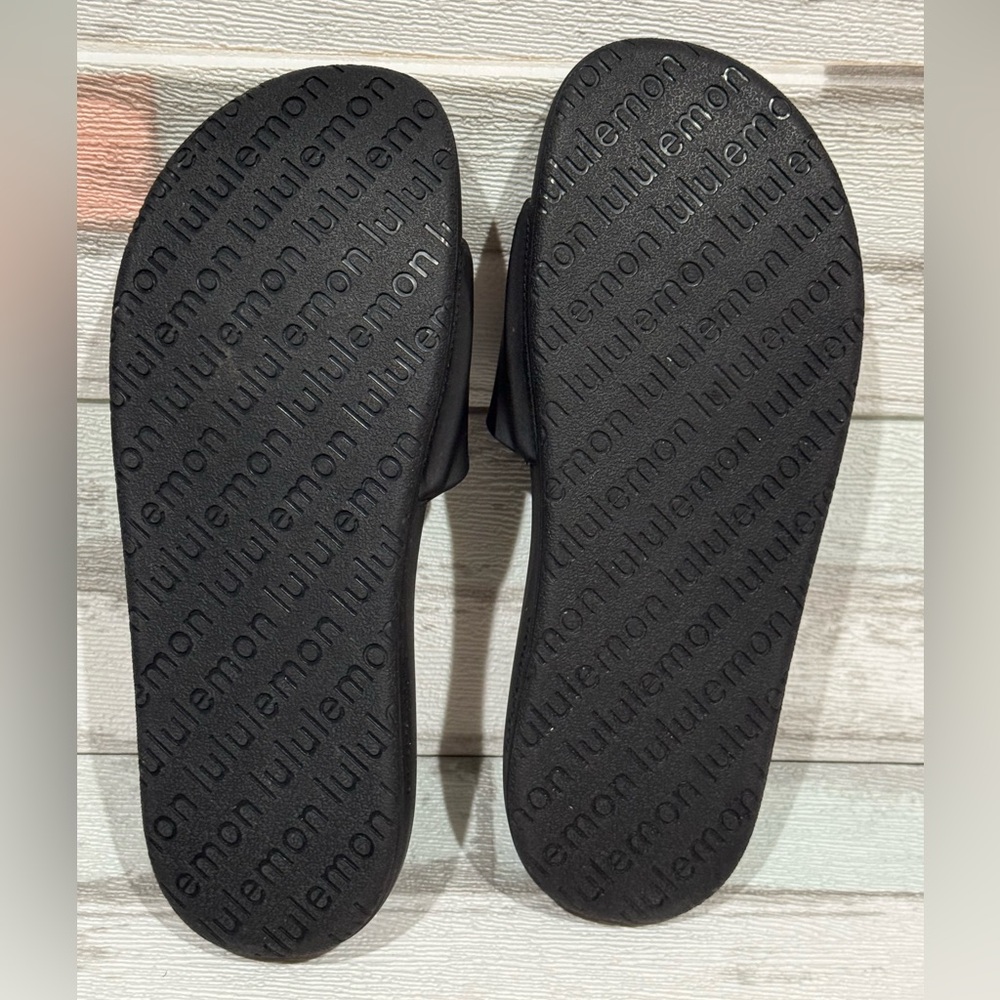 Lululemon Restfeel Slides - Picture 2 of 4